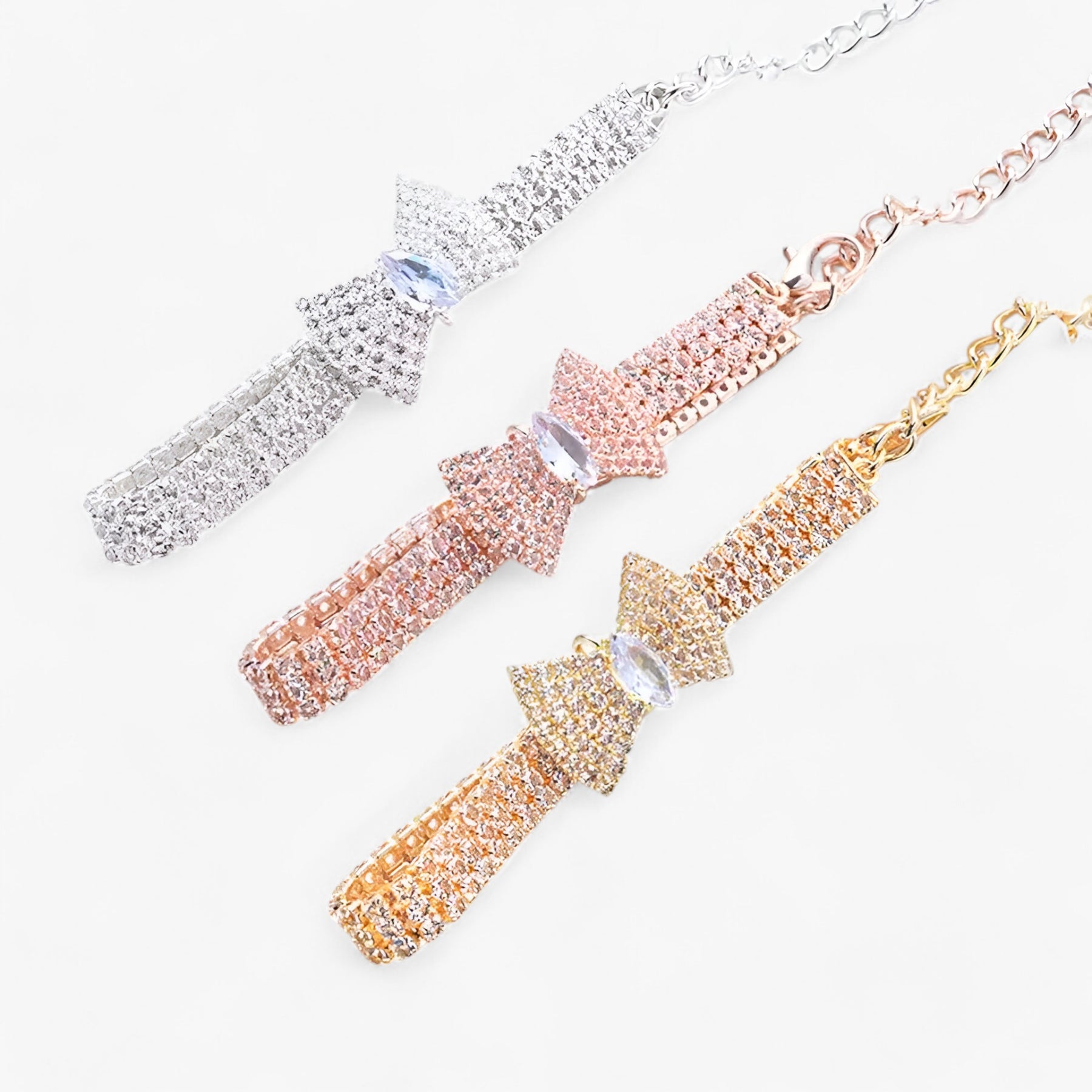 pets : Bling Kattenhalsband met Strik en Kristallen - Goud in van Pantino