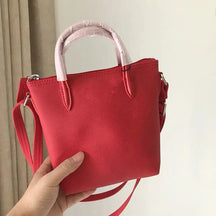 bags : Handtas Zwart - Stijlvolle Mini in Rood van Pantino
