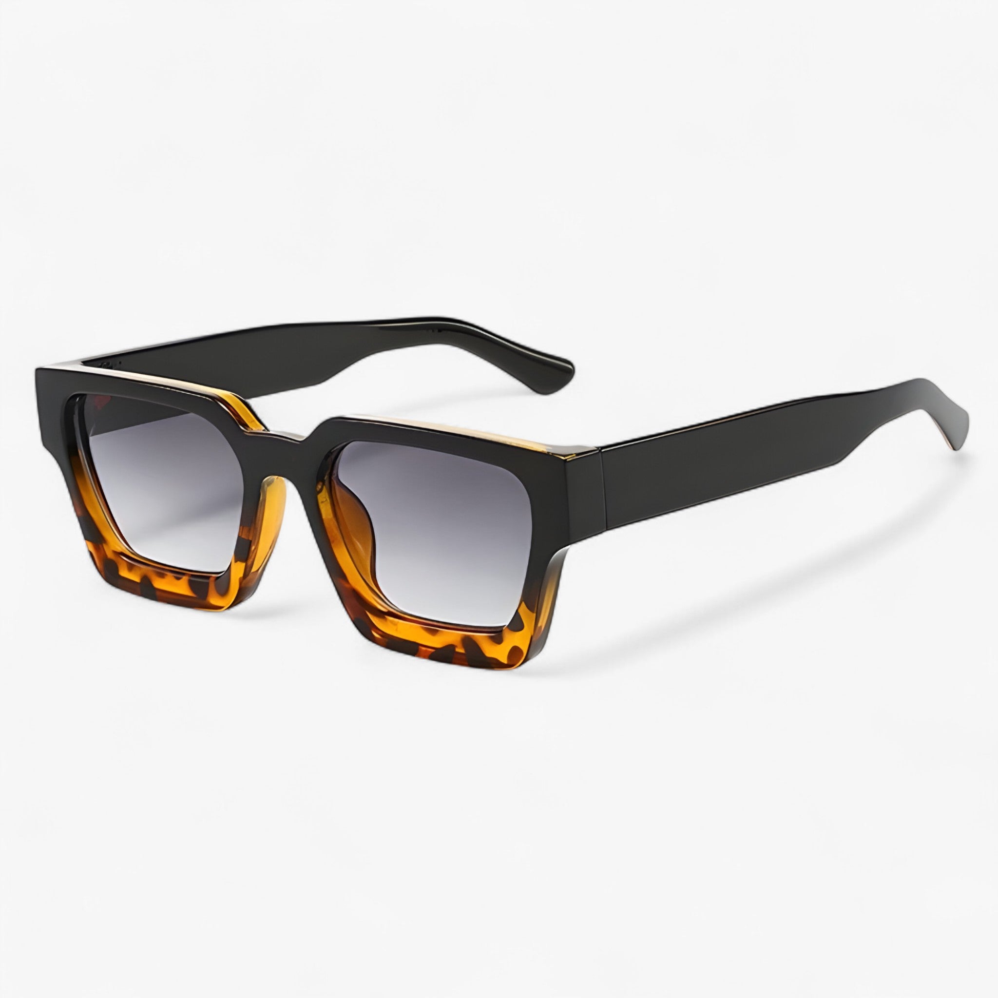 Sunglasses : Zonnebril Heren Vierkant Retro, Montuur Mat Zwart, Gepolariseerde Lenzen UV400 in Zwart luipaardgrijs van Pantinoshop