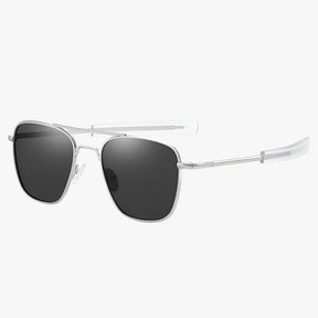 Sunglasses : Vintage Zonnebril van Licht Metaal - Zwart Wapen in van Pantino