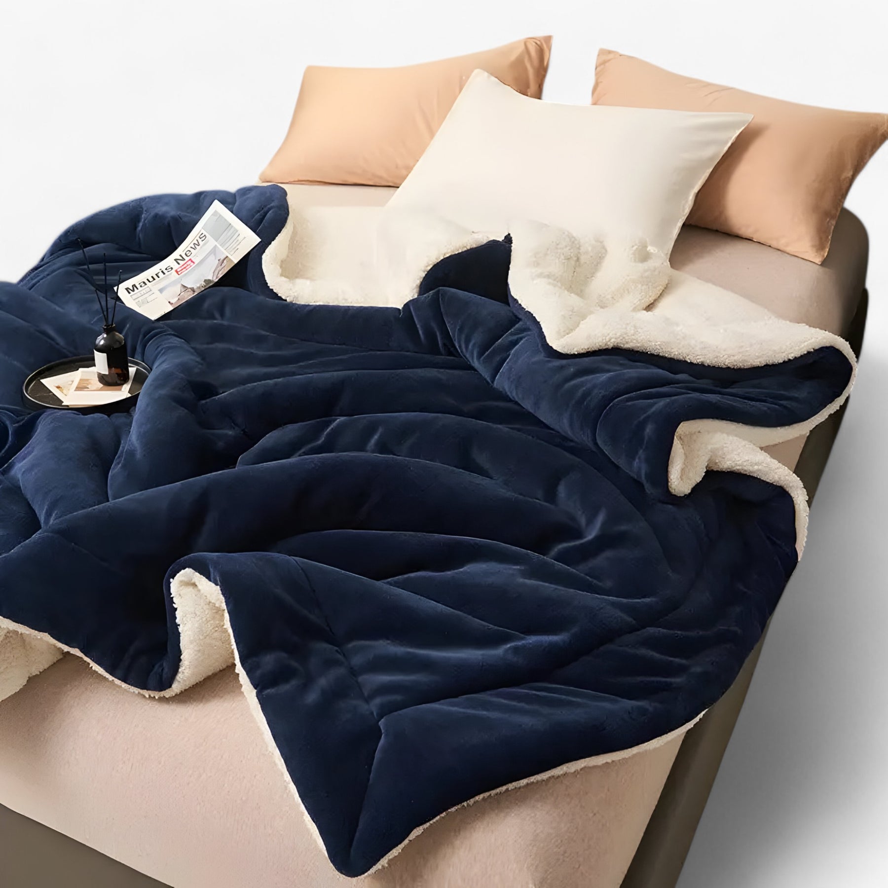 home & garden : Dubbele Laag Schapenvacht Deken - Warme Luxe voor Bed & Bank - Donkergrijs in Donkerblauw van Pantino