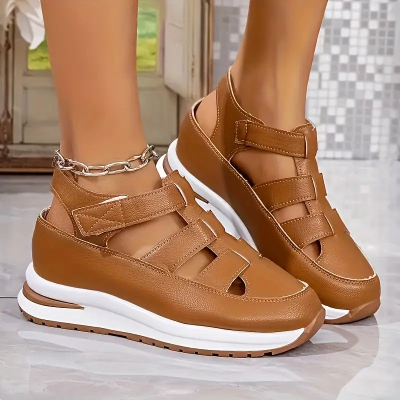 Sandales pour femmes : Sandales Femme Confort Cuir Noir Élégantes & Ergonomiques in Marron van Pantino