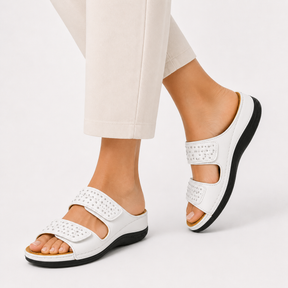 Illona | Sandali con zeppa – Comfort e stile combinati - €25 : Sandalen met sleehak – Comfort en stijl gecombineerd Leer Dames in van Pantino