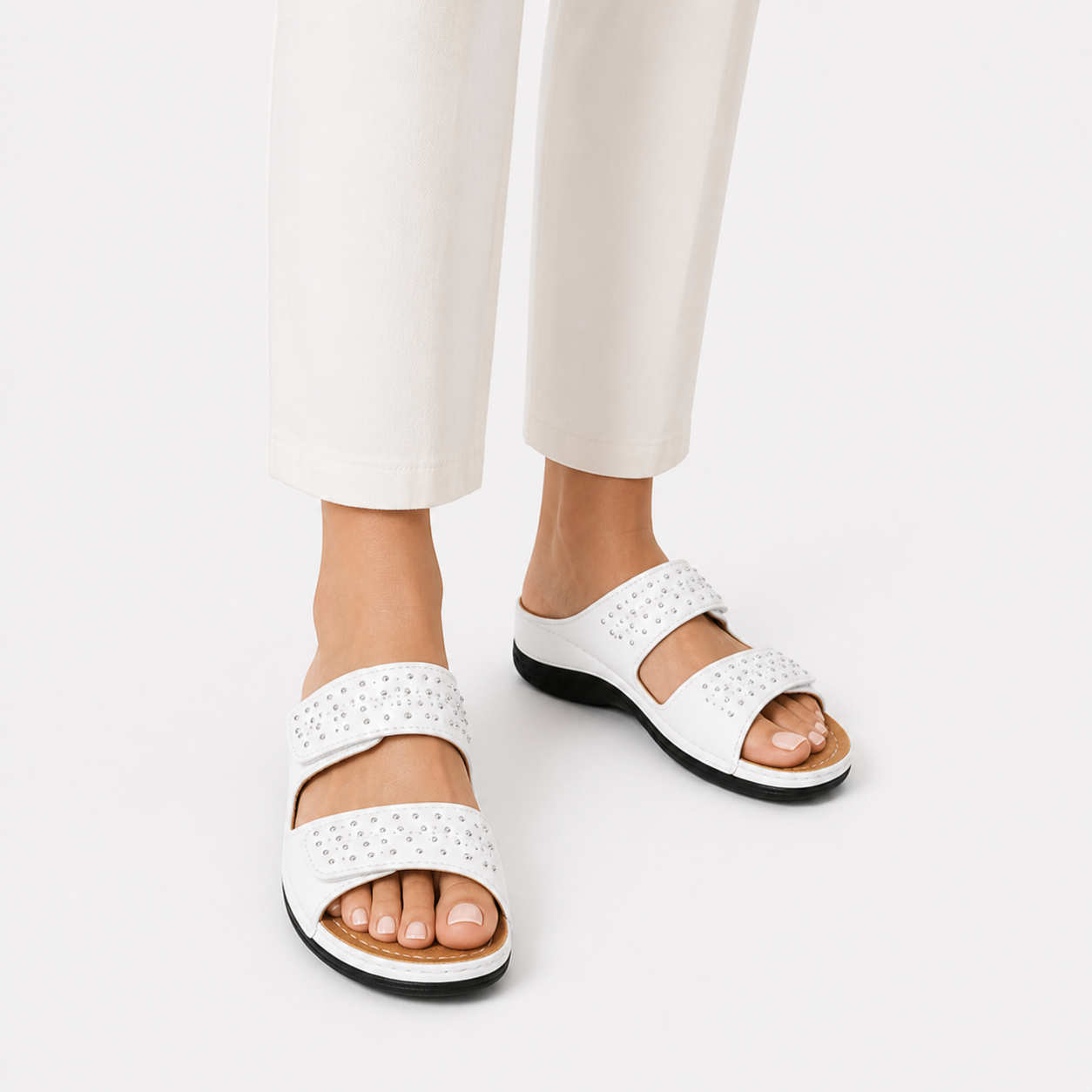 Illona | Sandali con zeppa – Comfort e stile combinati - €25 : Sandalen met sleehak – Comfort en stijl gecombineerd Leer Dames in van Pantino
