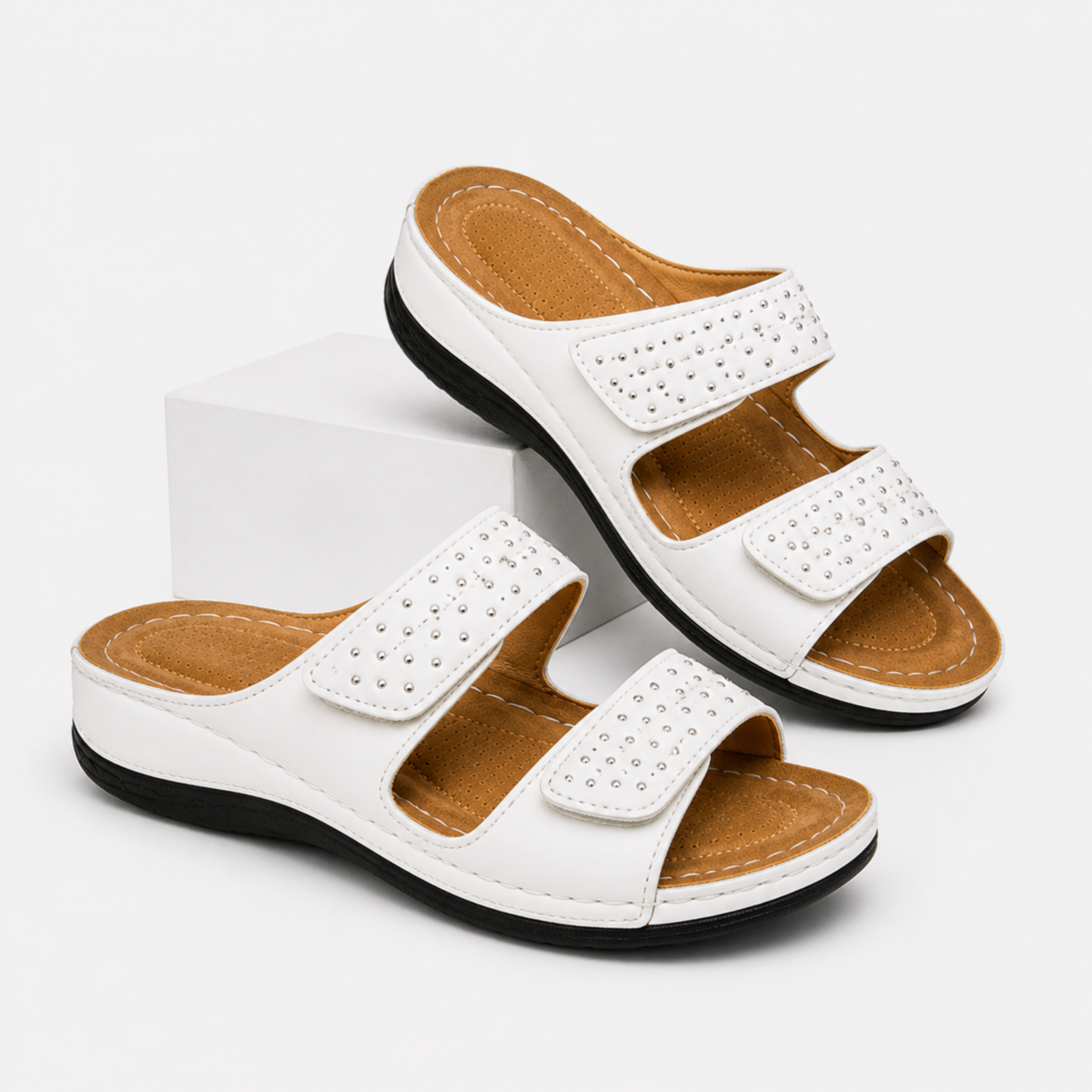 Illona | Sandali con zeppa – Comfort e stile combinati - €25 : Sandalen met sleehak - Comfort en stijl gecombineerd Leer Dames in van Pantino