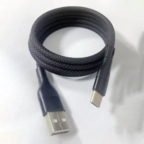 gadgets : Magnetische USB-C Kabel - Kabelrommel Vrij Flexibel - Nylon in Zwarte kabel met USB en USB-C 1m van Pantino