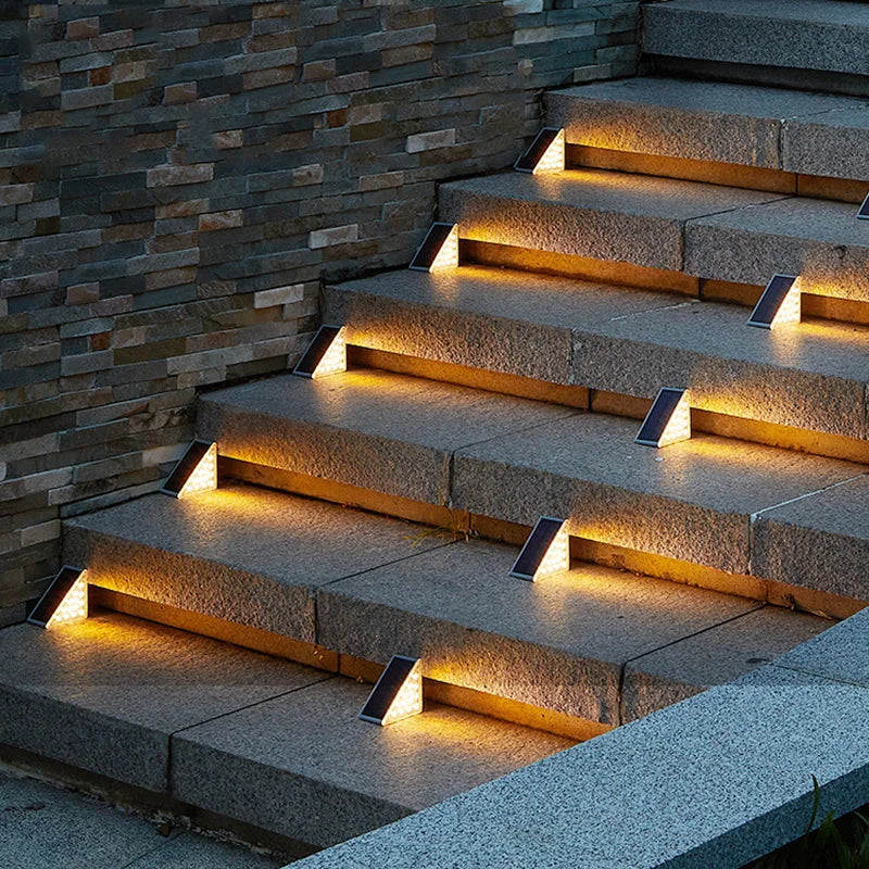 home & garden : StairGlow - Elegante & Moderne LED Traplampen - 2 + 2 in van Pantino