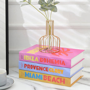 home & garden : Decoratie Boeken - Fleur Je Woonkamer op met Deze Vrolijke Deco in van Pantino