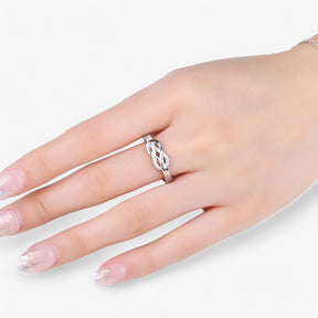 Ring : Ring Zilver - Stina Oneindige Knoop - Tijdloze Elegantie in Sterling in van Pantino