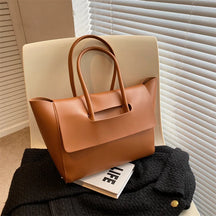 bags : Tote Bag Khaki - The Modern Muse Leer in Coffee van Pantino