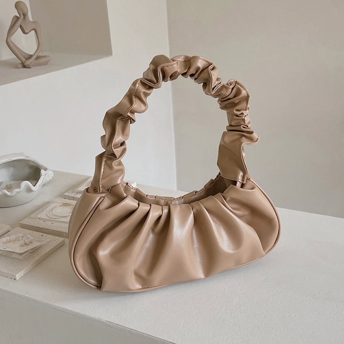 bags : Elegante Handtas Dames Zwart - Luxe Design Stijlvol - PU-Leer in Beige van Pantino