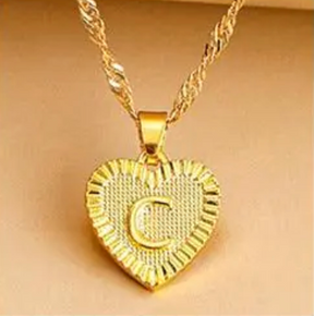 Necklace : Initiaal Hart Hanger in Gold C van Pantino