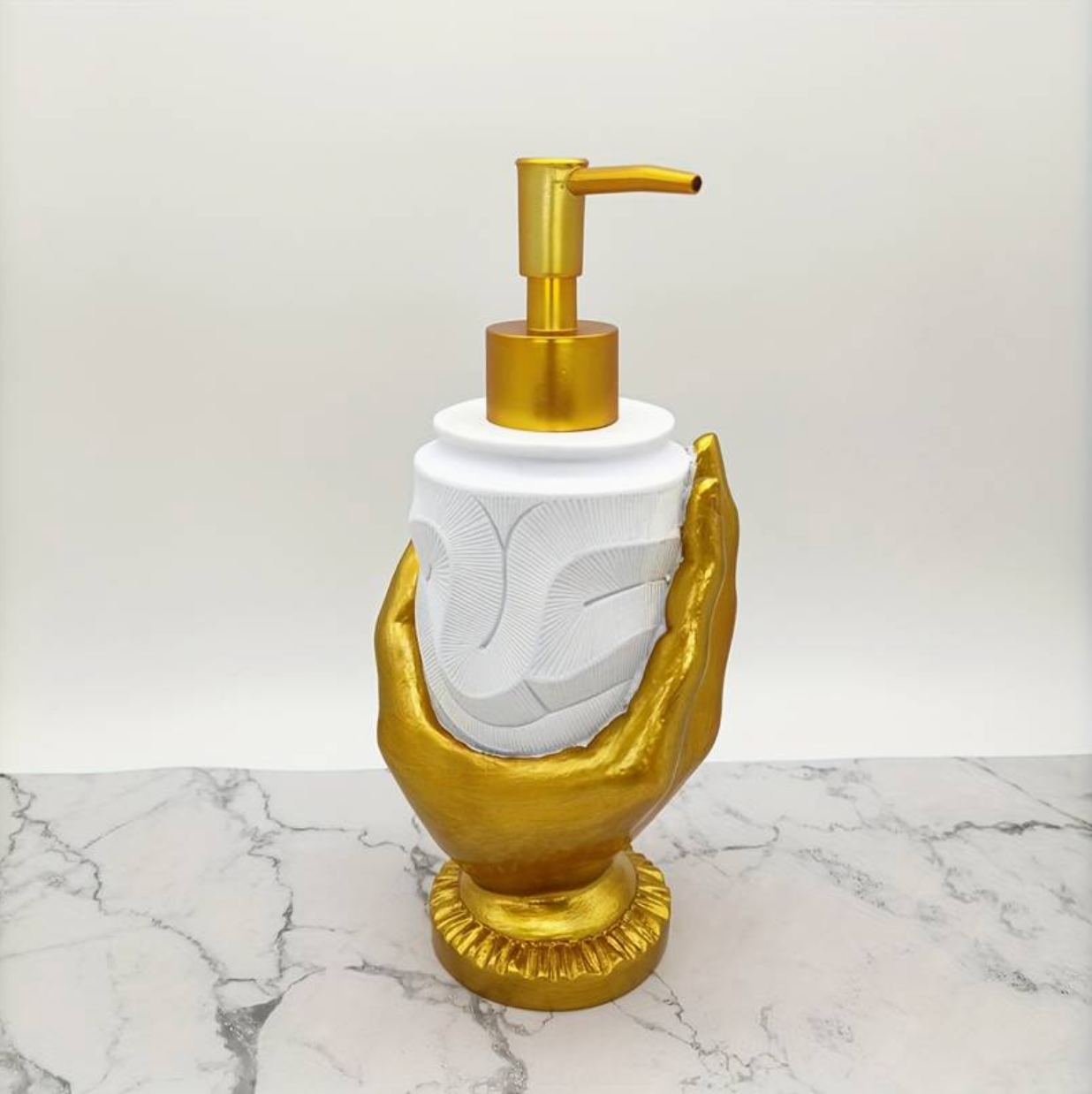 home & garden : Allure Luxueuze Eye Catcher in van Pantino