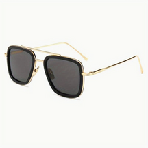 Sunglasses : Heren Zonnebril Zwart Luxe Florida High - Stijlvol, UV400 Bescherming, Comfortabel in Zwart van Pantino