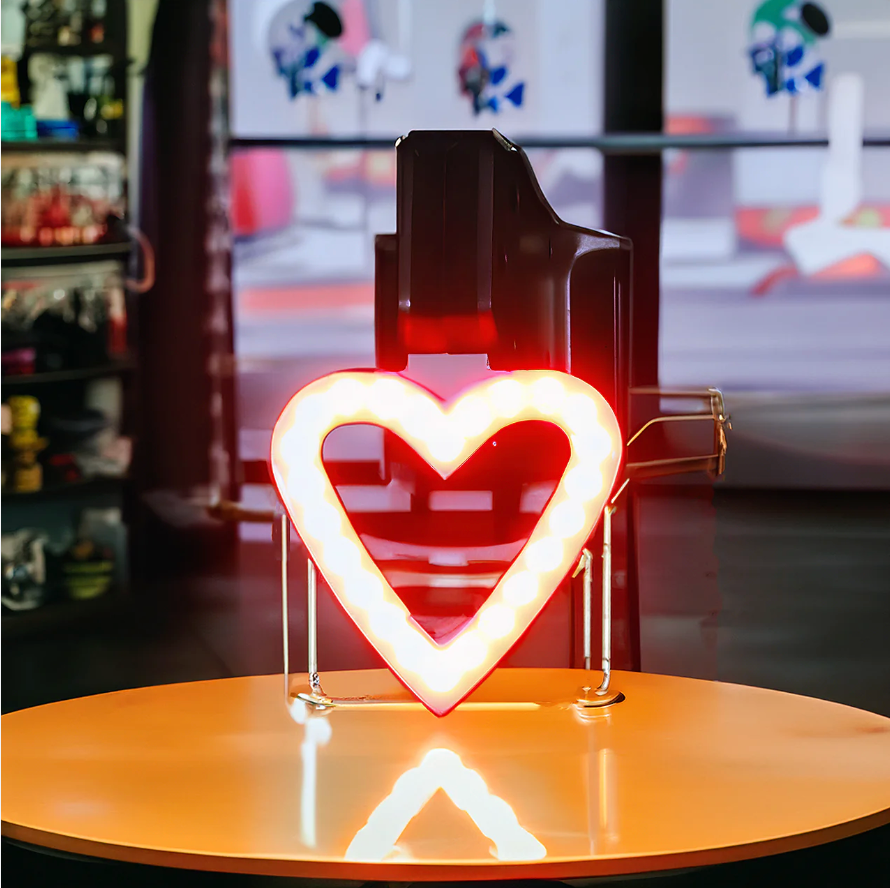 gadgets : Fiets Stuurlamp Led - Spread Love - Kleurrijke Verlichting in van Pantino