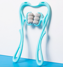 Neck Massager : NeckRelief - Verhelp Nekklachten Binnen 5 Minuten - Blauw in Blauw van Pantino