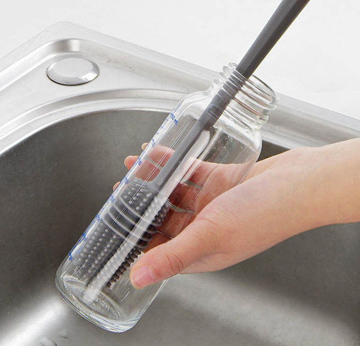 home & garden : Siliconen Afwasborstel - Perfect voor het Schoonmaken van Flessen, Wijnglazen, Vazen Etc. - Grijs in van Pantino