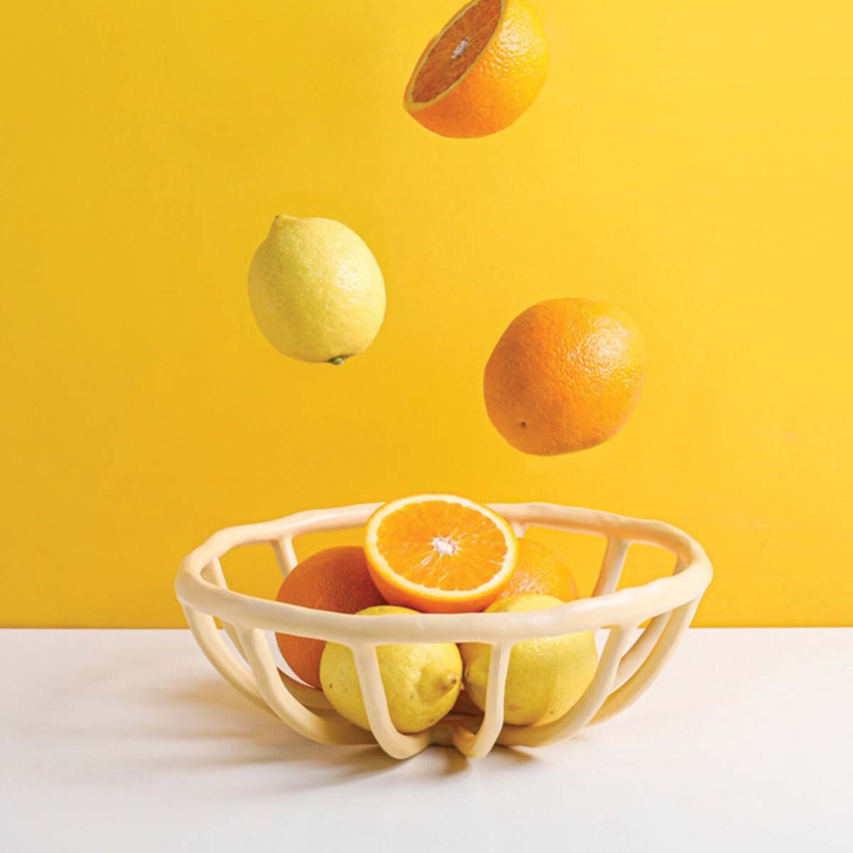 home & garden : Artistieke Resin Fruitschaal met Elegant Ontwerp - Wit in van Pantino