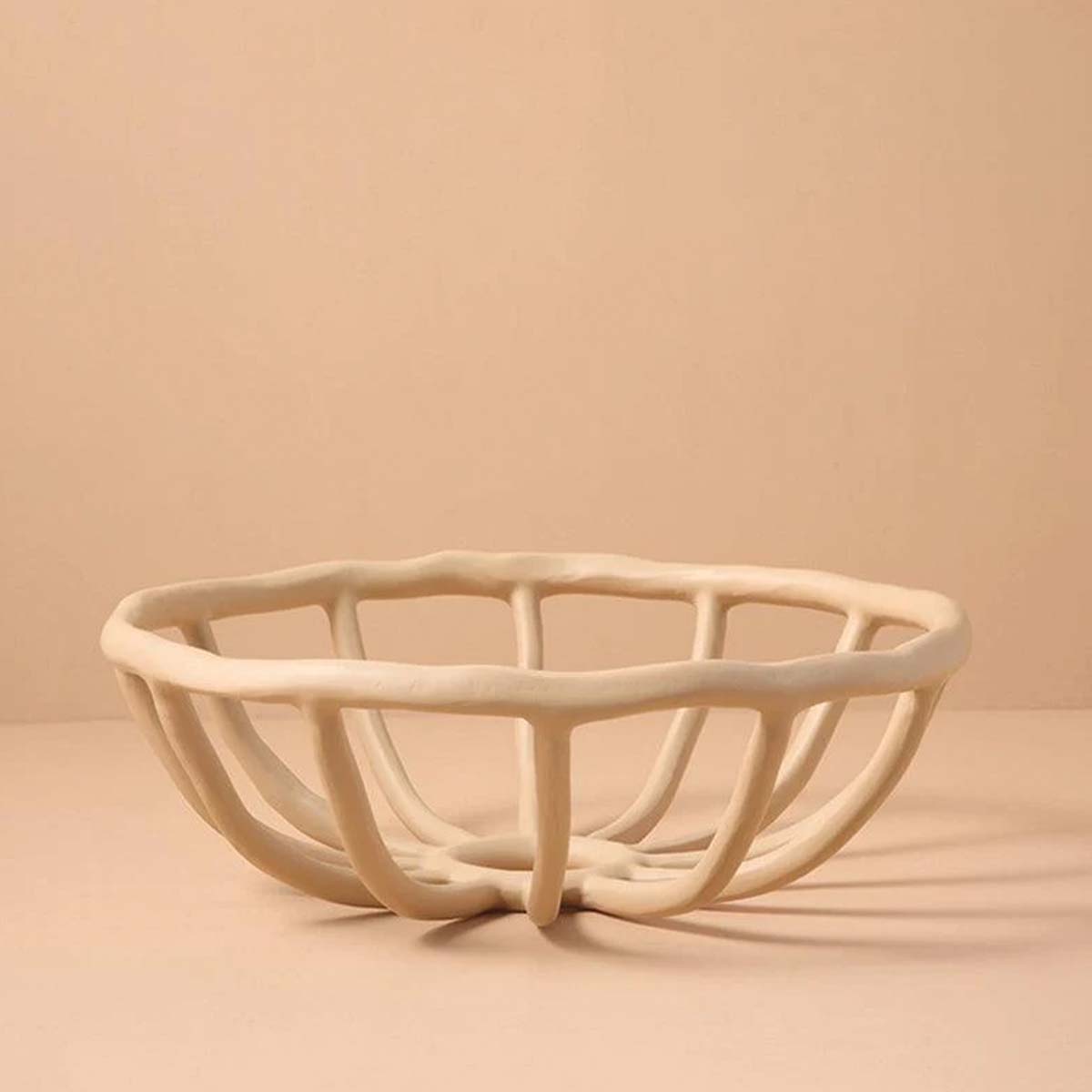 home & garden : Artistieke Resin Fruitschaal met Elegant Ontwerp - Wit in Turtledove van Pantino