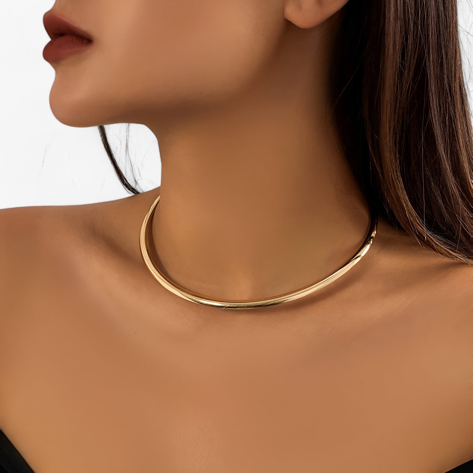 Choker Necklace : Gouden Choker Enkele - Elegante Stilmogelijkheid voor Elke Feestlook Dames Zilverkleurig - Zilverkleurig in van Pantino