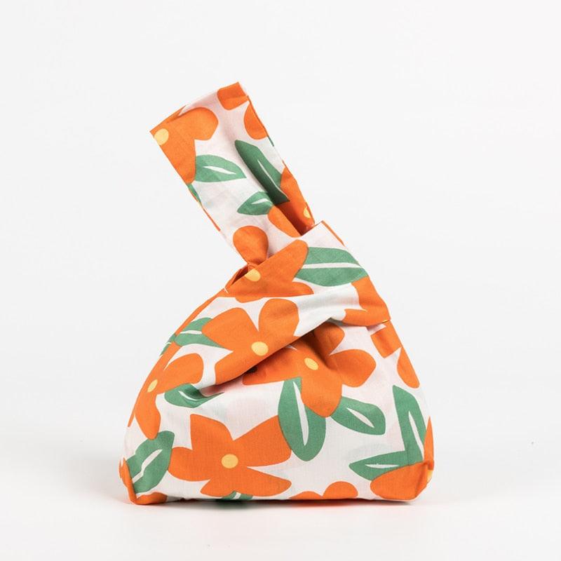 Dress : Luxe Paarse Leren Handtas voor Dames - Elegant & Ruim in Oranje bloemen van Pantino