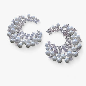 Earrings : Oorbellen Parelwit - Hazel Zilveren met Parels en Zirkonia in Retro Luxe Stijl in van Pantino