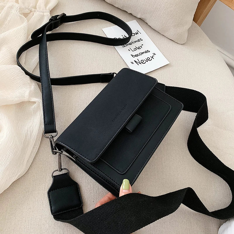 bags : Schoudertas Dames Beige - Meerdere Zakken Modieus Design - Nylon in Zwart van Pantino