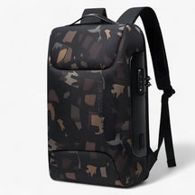 bags : Rugzak Zwart - Waterdichte Werkrugzak voor Laptop in Camouflage van Pantino