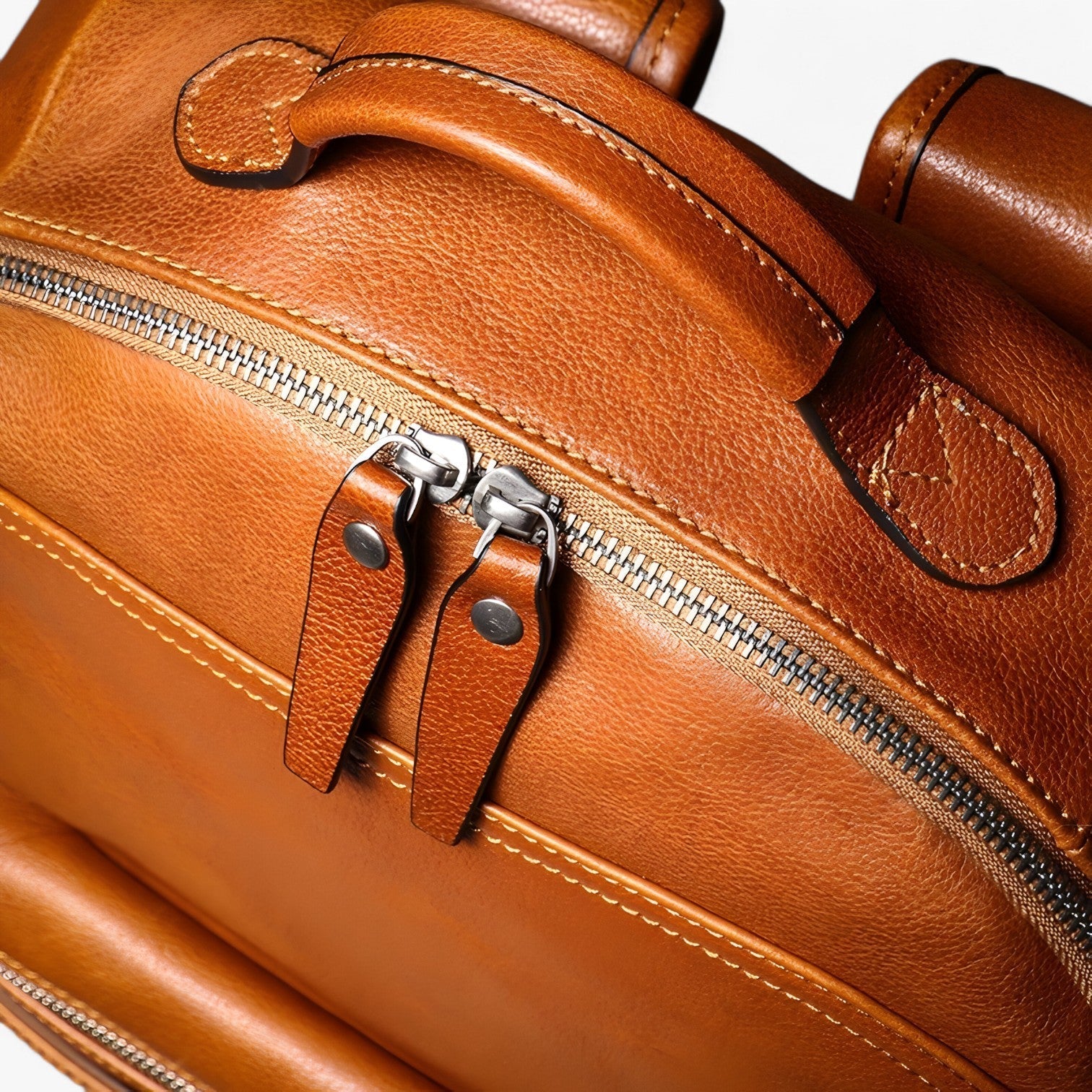 bags : Rugzak Bruin - Diogo Luxe Leren Laptoprugzak - Stijlvol en Ruim in van Pantino