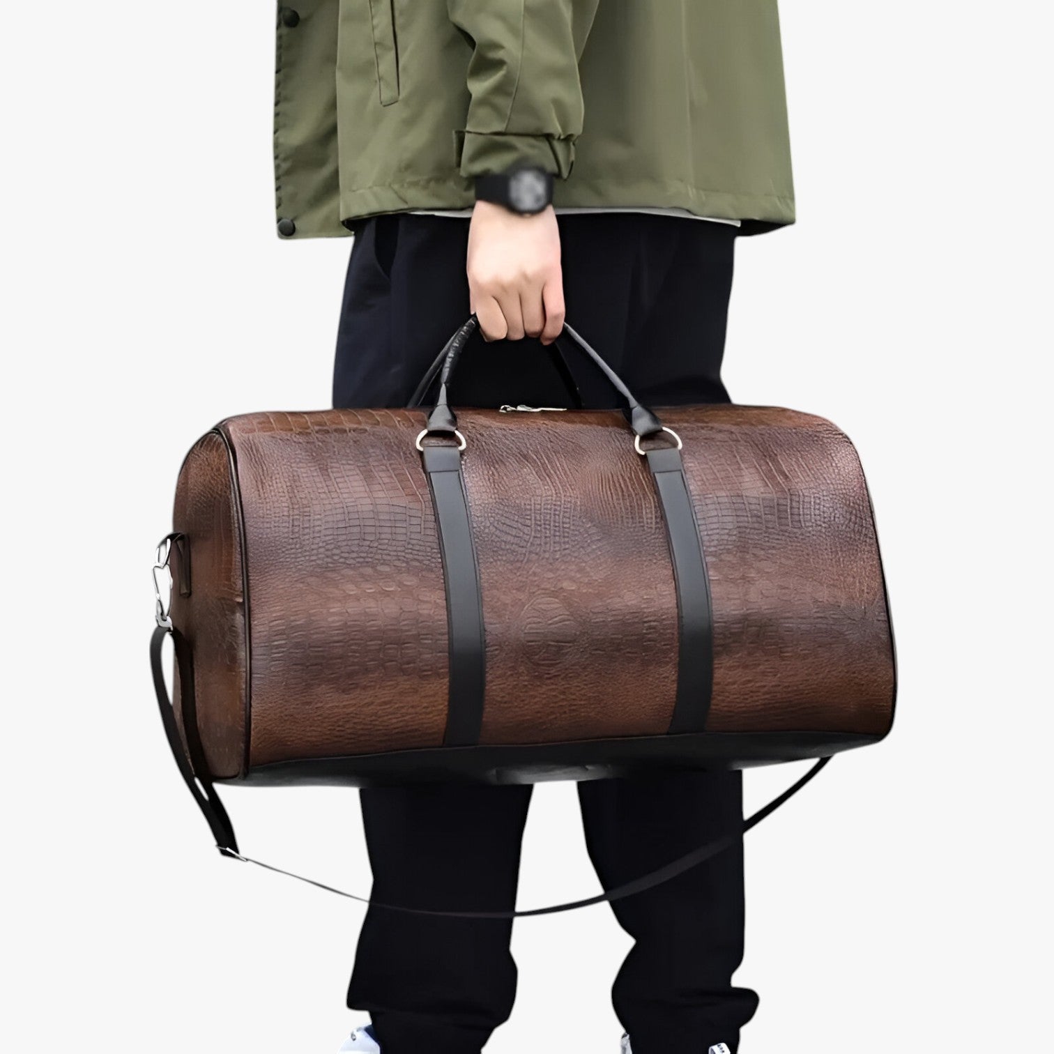 bags : Stevige en Ruime Leren Reistas - Zwart in van Pantino