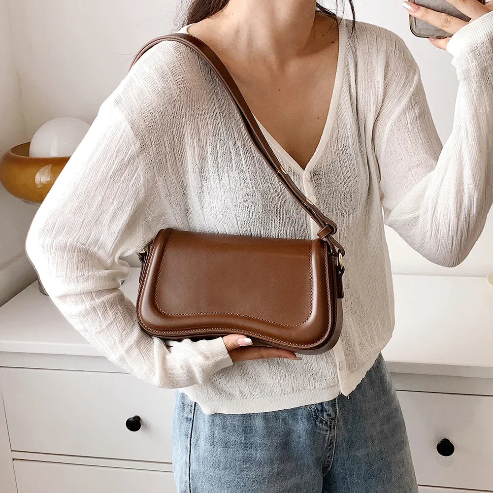 bags : Stadsschoudertas Dames - Minimalistisch Stedelijk Design - PU-Leer in van Pantino