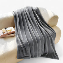 home & garden : Zachte Flanellen Deken - Warmte en Comfort - Zwart in Grijs van Pantino