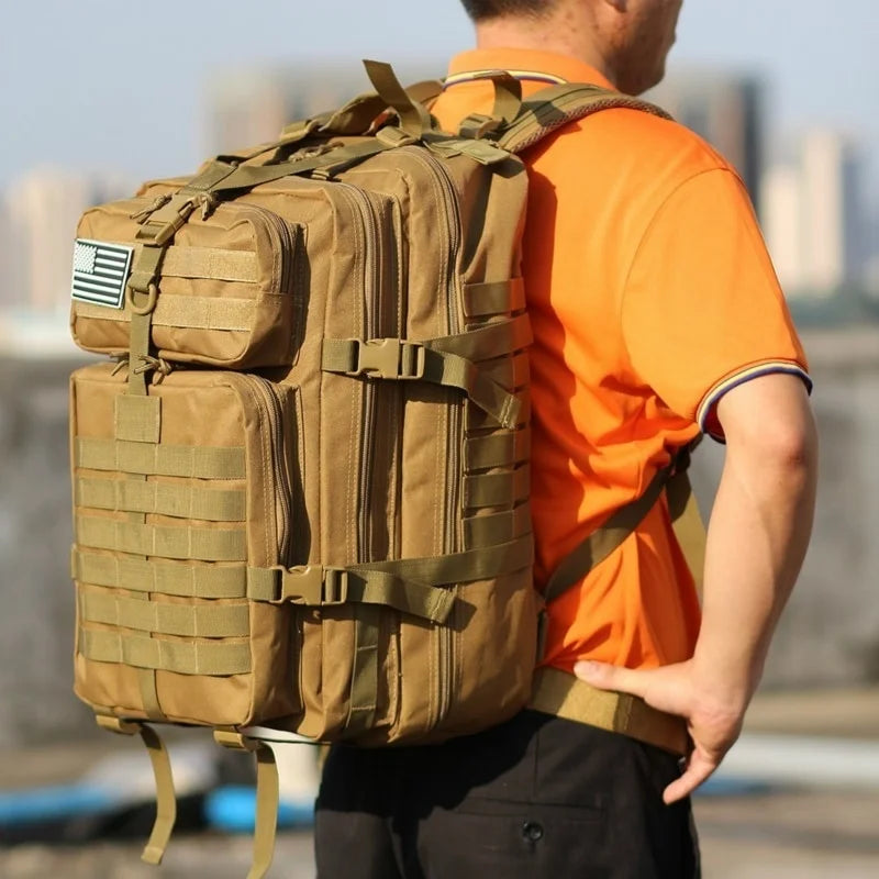 outdoor equipment : TrailMaster Tactical Rugzak - Waterdicht - Bruin in Bruin van Pantino
