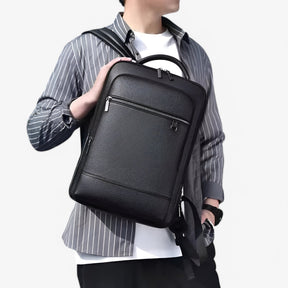 bags : Leren Rugzak met USB Heren Leder - Zwart-a in van Pantino
