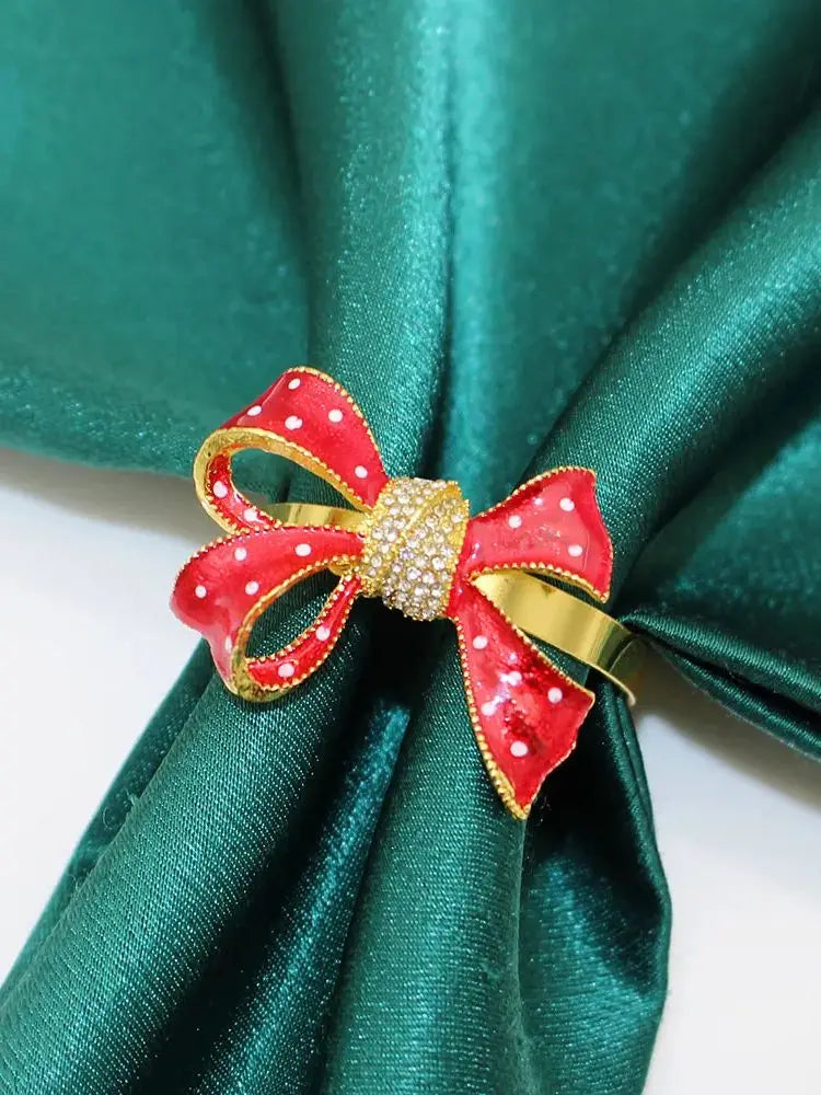 home & garden : 6 Kerstservettenringen met Dennenappels - Perfect in V van Pantino