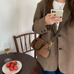bags : Crossbody Schoudertas Dames Zwart - Dag tot Nacht Overgang - Faux Suède in van Pantino