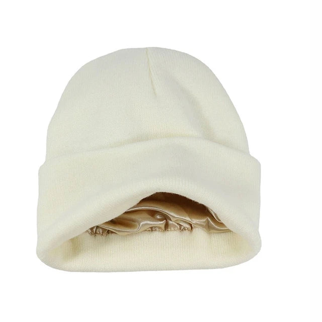 Beanie : Muts met Satijnen Voering - Geen Krullend Haar Meer - Zwart in van Pantino