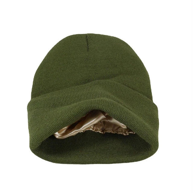 Beanie : Muts met Satijnen Voering - Geen Krullend Haar Meer - Zwart in Groene kleur van Pantino