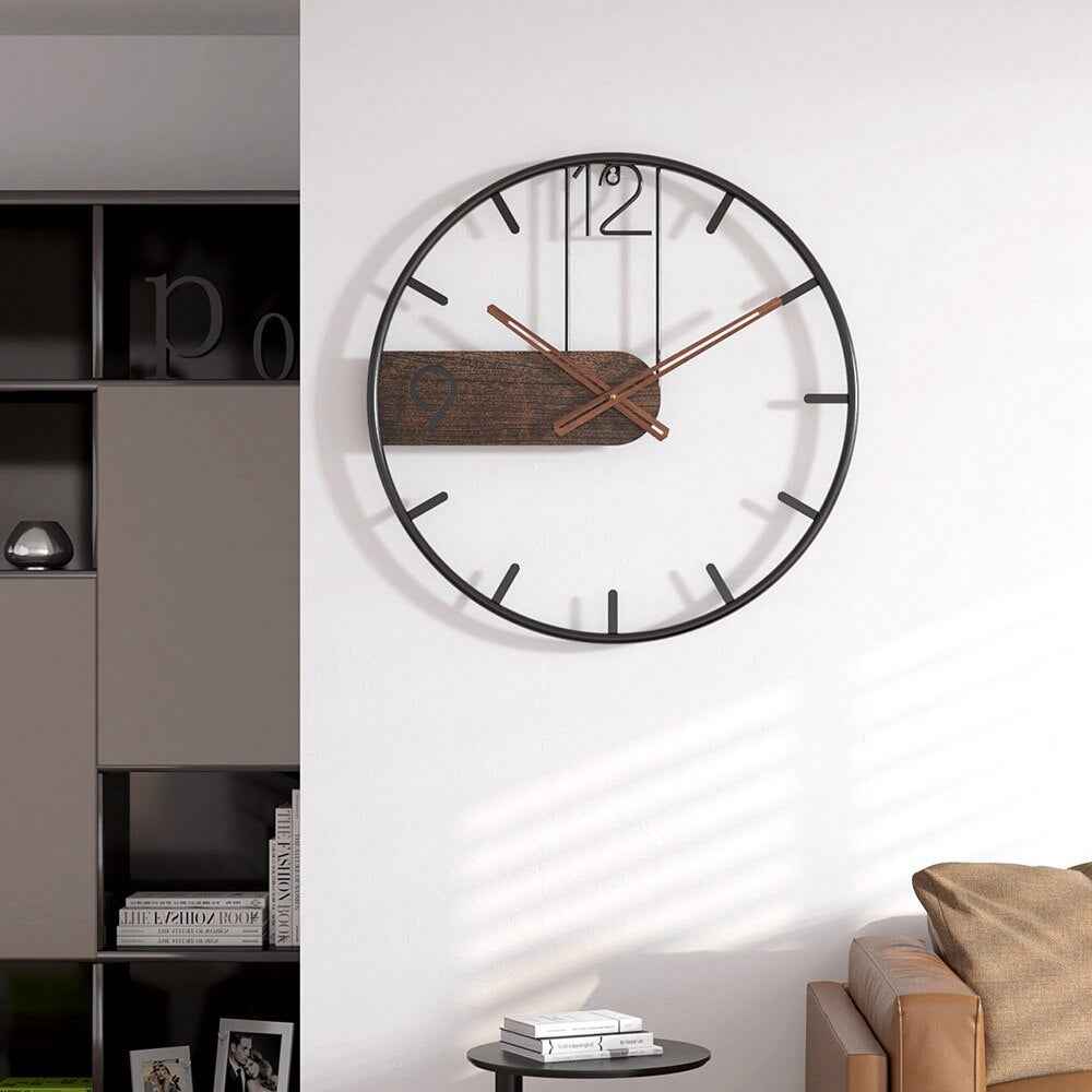 Wandklokken : Staal & walnoot | Elegant vormgegeven klok - Verrijk uw ruimte met een verfijnde mix van materialen in van Pantino