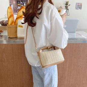 bags : Bohemian Gebreide Stro Crossbody Tas Dames - Emmer Design - Stro in van Pantino