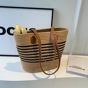 bags : Gestreepte Stro Strandtas Dames Beige - Grote Capaciteit Zomers - Stro in Khaki van Pantino