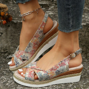 Sandals : Dames Sandalen - Orthopedisch Ontwerp voor Ultiem Comfort en Verfijnde Stijl - Multicolor in Multicolor van Pantino