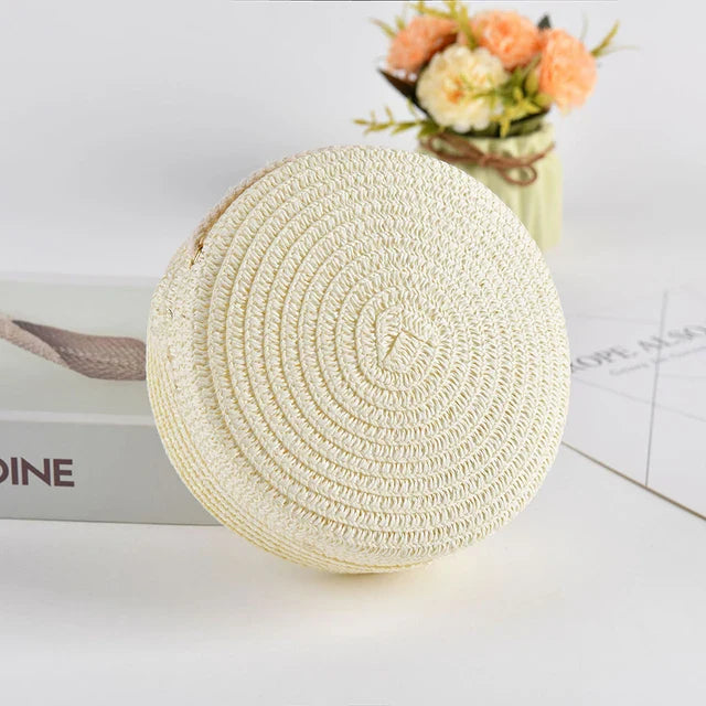 bags : Ronde Stro Schoudertas Dames Wit - Handgeweven met Ritssluiting - Stro in Wit 16x 6.5x16cm van Pantino