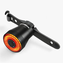 outdoor equipment : Waterproof Achterlicht in Smart Brake achterlicht + montage op zadelpen van Pantino