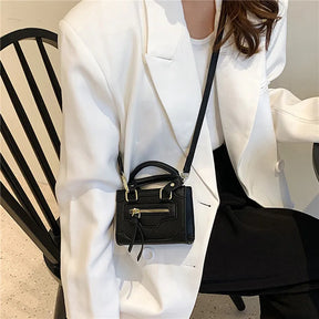 bags : Mini Schoudertas Dames Zwart - Trendy Vierkant Ritssluiting - PU-Leer in van Pantino