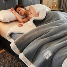 home & garden : Dikke Fleece Winterdeken - Luxueus Knus Thuis en Bank - Fleece in Grijs van Pantino