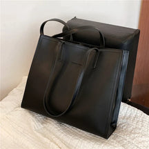 bags : Schoudertas Zwart - Elegante Trendy in Zwart van Pantino