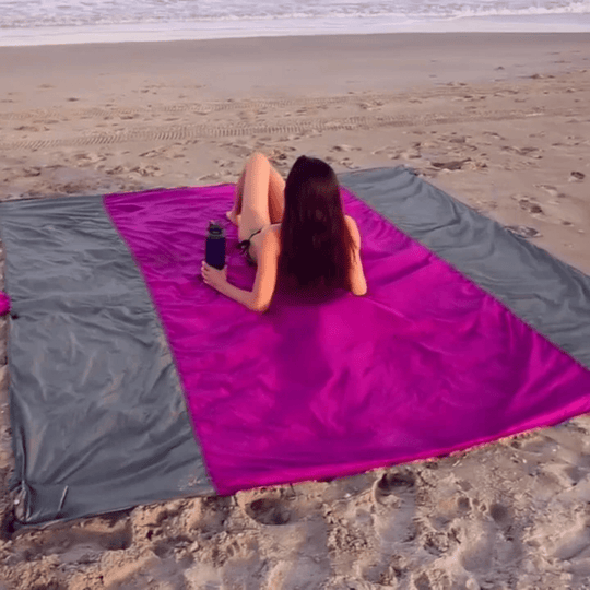 outdoor equipment : Mr Beach Ultieme Strandzand-Vrije Mat - Paars in Paars 200x210cm van Pantino