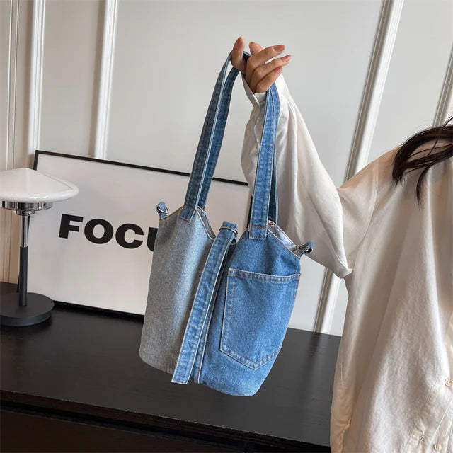 bags : Denim Patchwork Kruisbodytas - Donkerblauw in Lichtblauw van Pantino