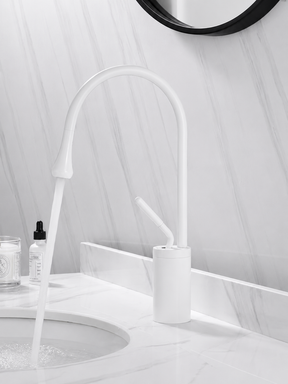 home & garden : Wastafelkraan Druppel Stijl Badkamer Draaibare Waterval Kranen - Goud Geborsteld Kort in wit kort van Pantino